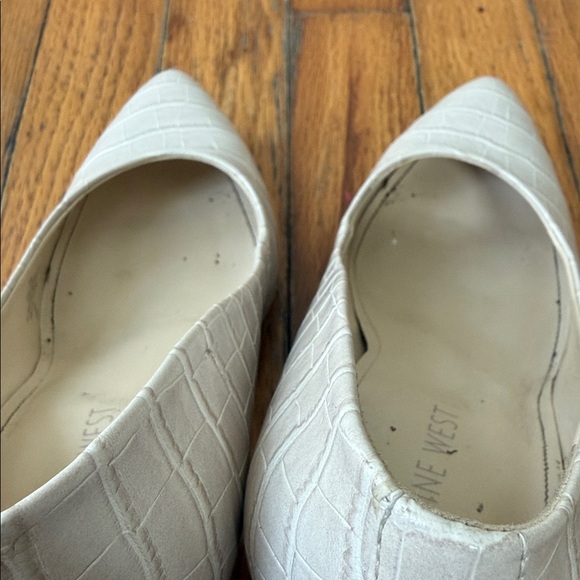 Nine West croc embossed cream Block Heel Pumps 7.5 - Picture 5 of 8